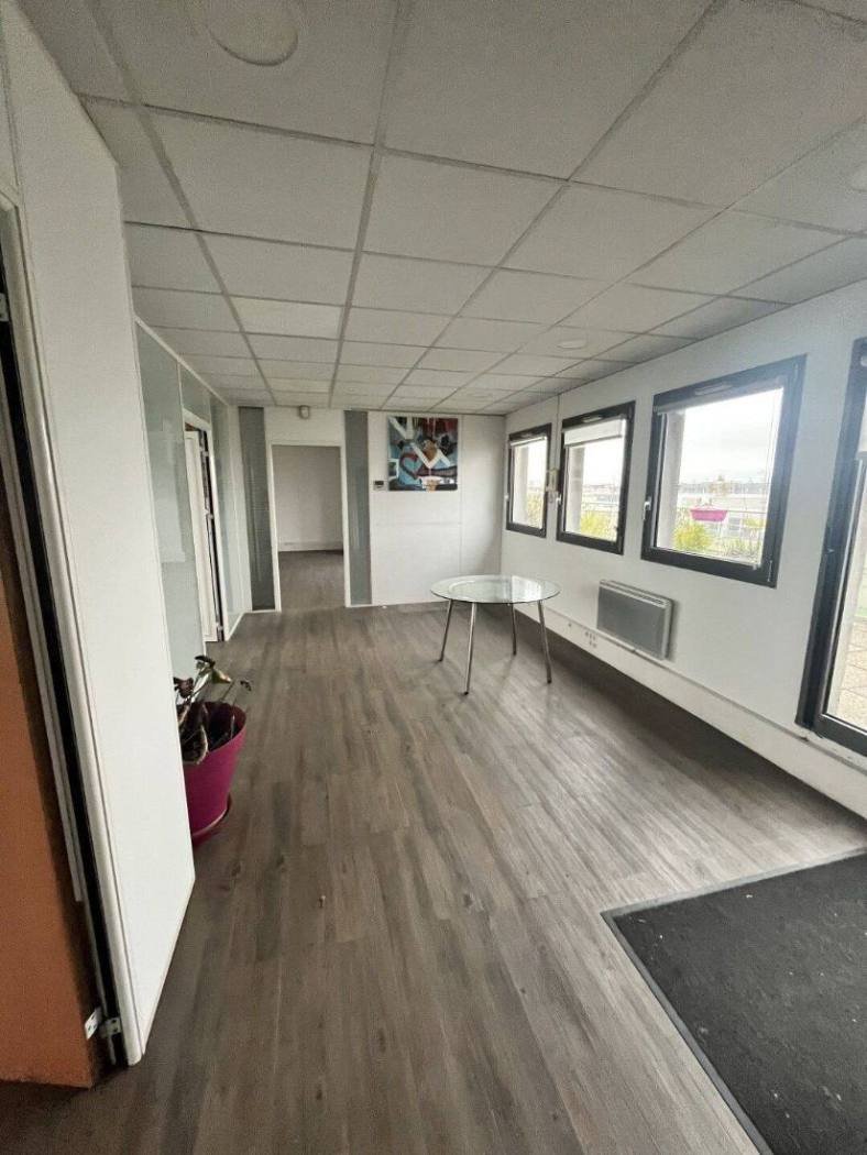 Plateau de bureaux lumineux