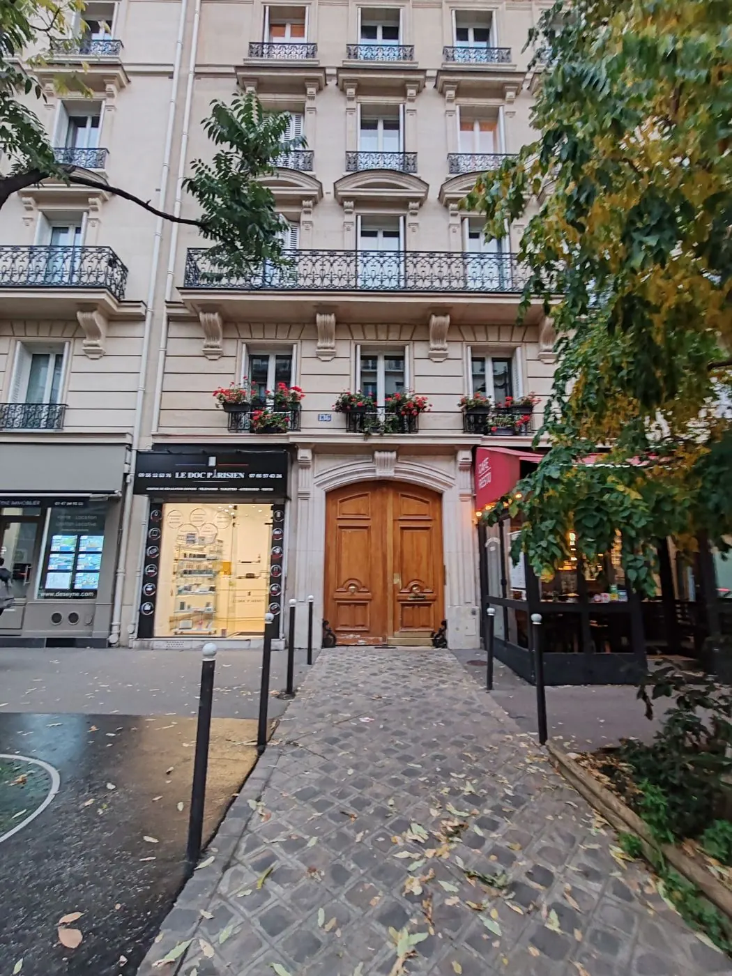 Façade avenue de Wagram