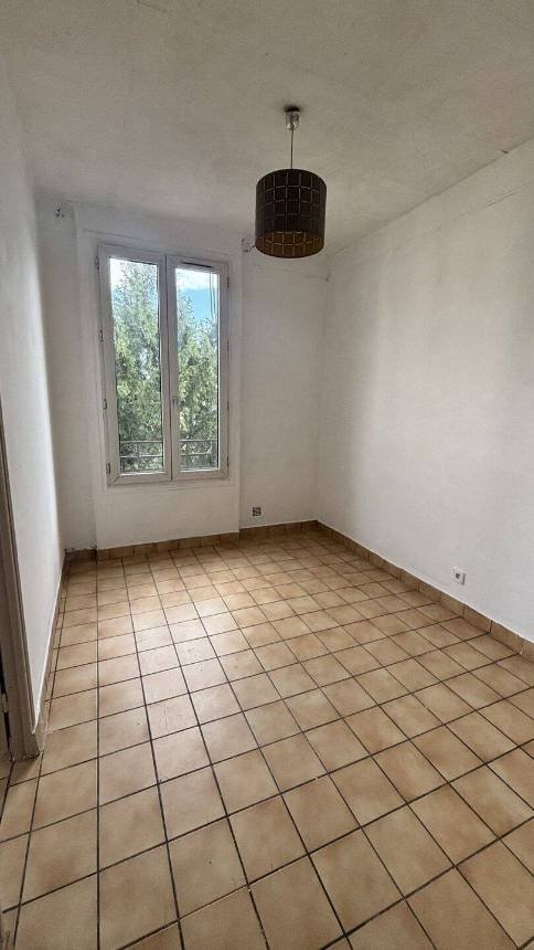 Appartement à Bobigny, photo 1